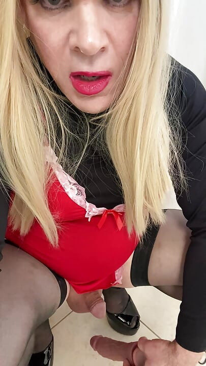Amateur Sissy Crossdresser try’s to squirt on dildo  for Daddy and talks about him paying  $8k for her breast  implants
