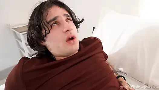 Nur teen blowjobs - meine heiße asiatische kollegin lutschte meinen schwanz im büro der krankenschwester