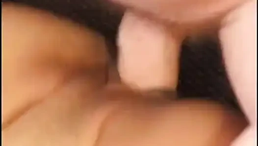 Gadis pemandu sorak Asia dilatih tentang cara menunggangi kontol