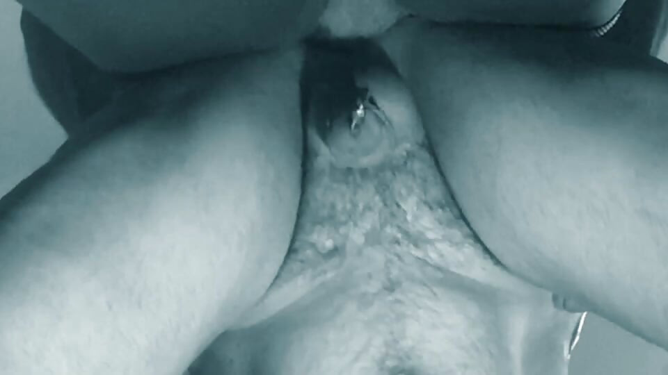 84-year-old stud fucks a Grindr hooker bareback