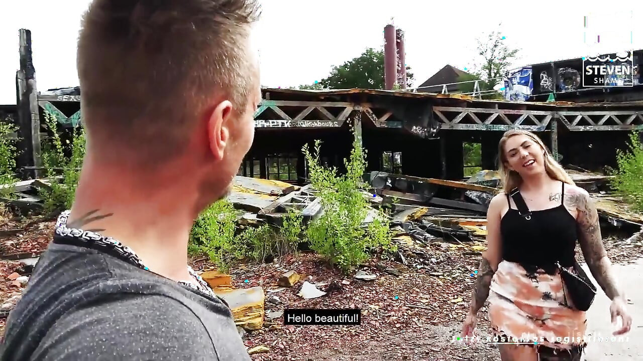 Mia Blow och Bodo njöt av ett grovt sex ute i Berlin! StevenShame