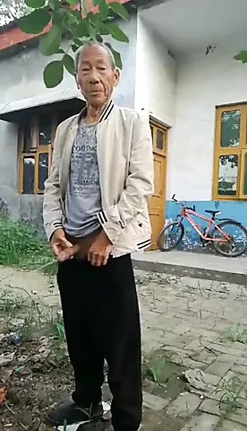 Belo Vovo Asiatico
