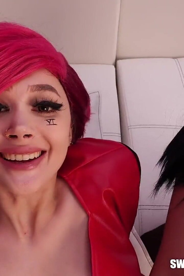 Caitlin e Vi foram fodidas por um segurança! Cena de Arcane