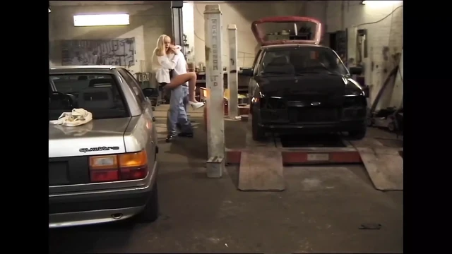 Piss Lover - Wet Surprise Encounter