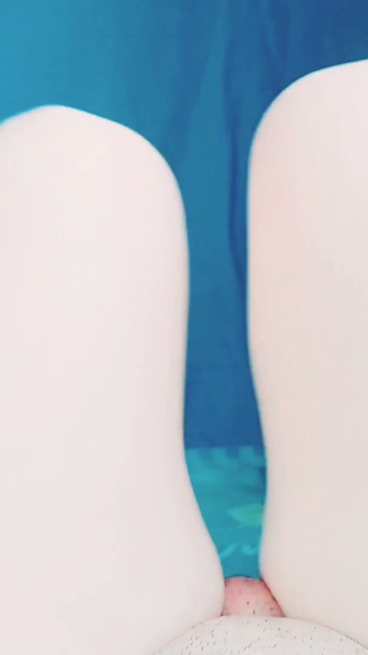 2 TIMES CUMSHOT IN A MINUTE HANDS-FREE CUMMING WITH SMOOTH LEGS HOT THICK THIGHS MASTURBATING LITTLE CUTE COCK SWALLOWING | Clip 1