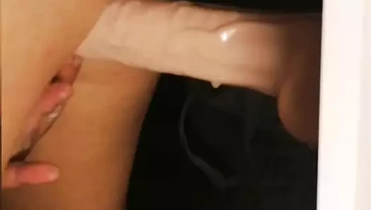sürme dildo duvar