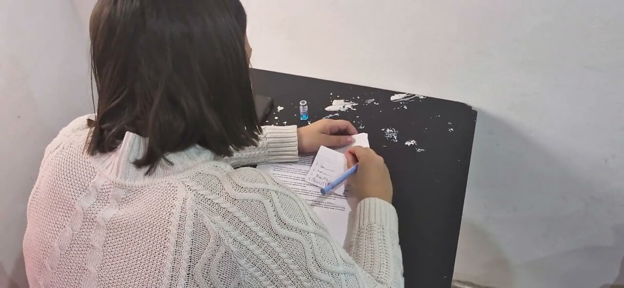 من فتاة جامعية إلى عاهرة