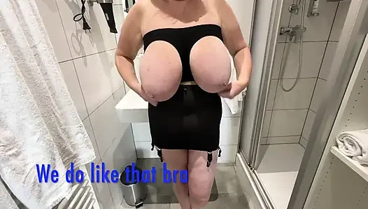 Тетя Sandra в ее ежедневном боди, Vgq45