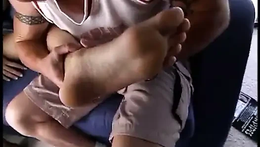 Yalınayak gizli film Juliana Kincaid'den film akışı