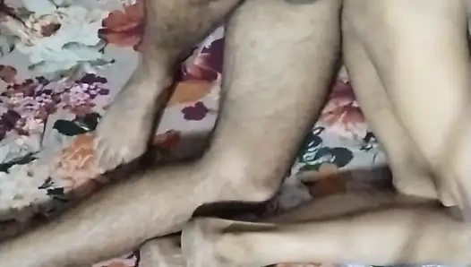 Okul yeni video kızı erkek arkadaşıyla sikişiyor