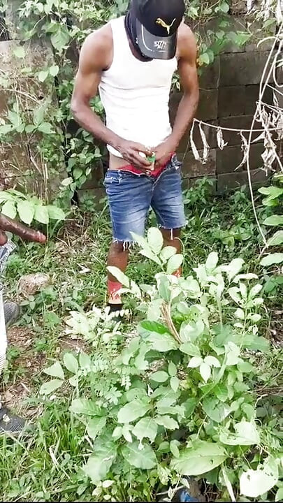 Happiness Is Shared, Watch How a 38yrs Guy Received 15inches Cock on His First Attempt