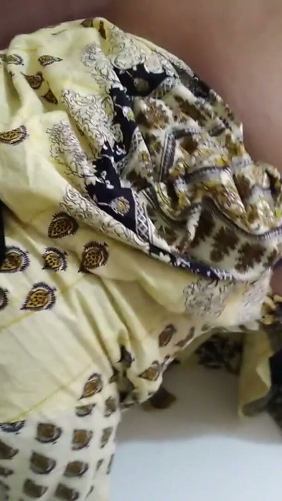 Badi Gand wali naukrani ko malik ne choda jabardast - Huge butt Fucks & Cum | Clip 1