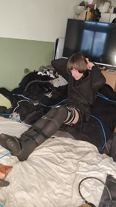 enyoing my vibrator and inflatebel but plug