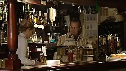 Angelica bella yapım ateşli filmde bir arkadaş için bir kaltak