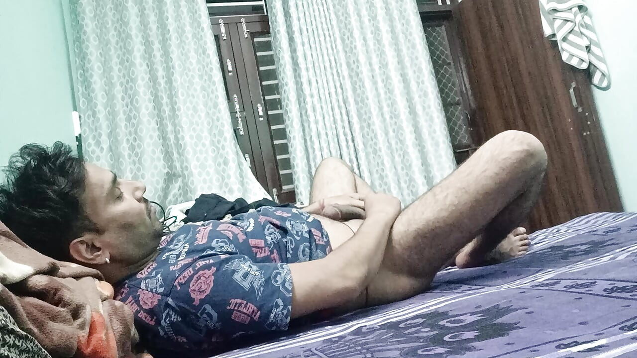 Indian desi police officer get sucked and shower with neighbour and army officer
