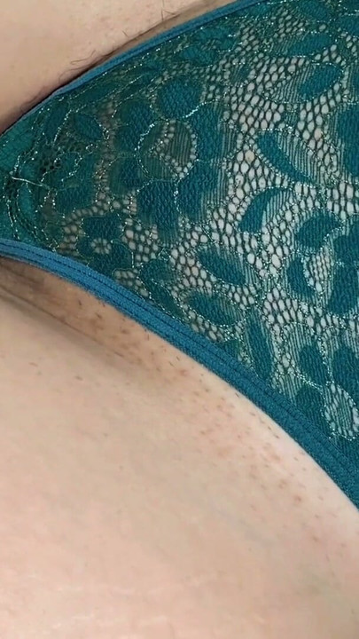 That's how I found my stepmom resting, I love that pussy! | Clip 1