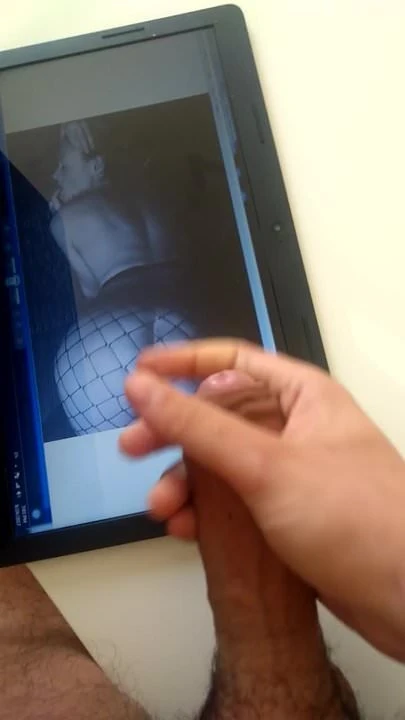 Stefany lovely ass cumming