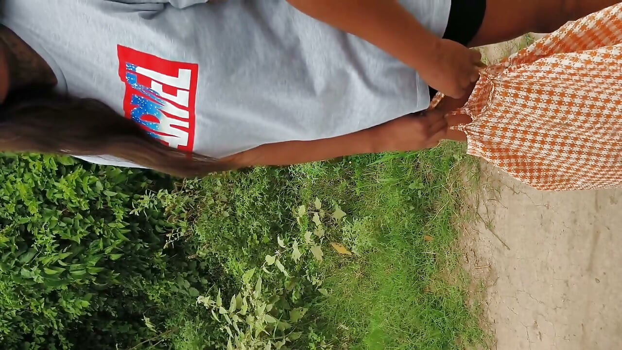 Young Latina Caught on the Street, Gets Fucked Hard Her Pussy Tight by a Cell Phone