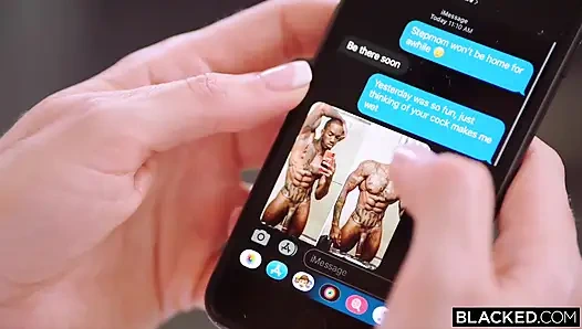 Siyahi bu orta yaşlı seksi kadın kocasını beklemekten bıktı