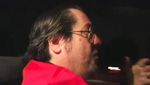 Wilde Taxifahrt: Heiße Blonde im Auto