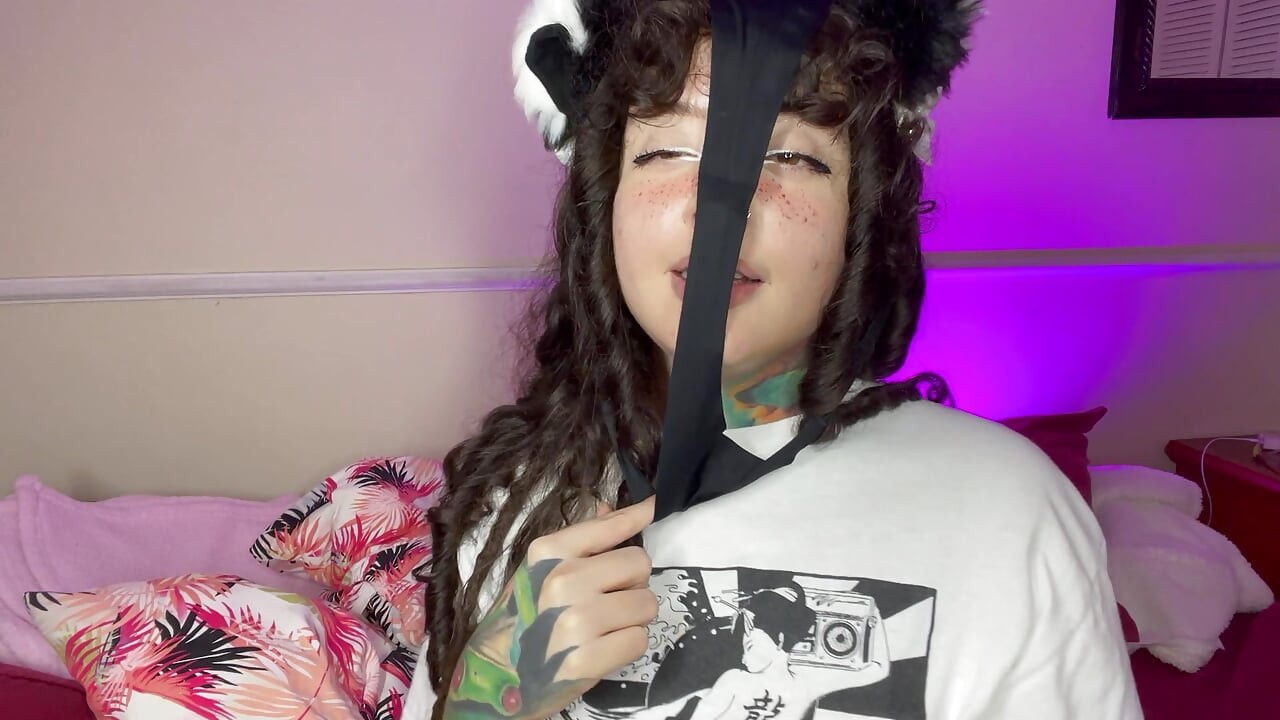 Smell My Dirty Panties with Me