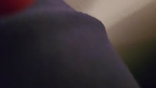 SEmi-POV لي أداعب قضيبي غير المختون إلى النشوة الجنسية حيث أشخر مثل الخنزير