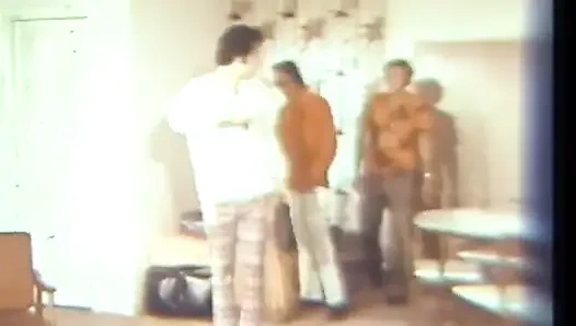 Klasik seks kıllı amcık yalama