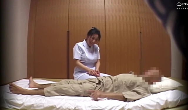 I Had Sex with a Mature Masseuse at a Hot Spring Resort! - Part.5