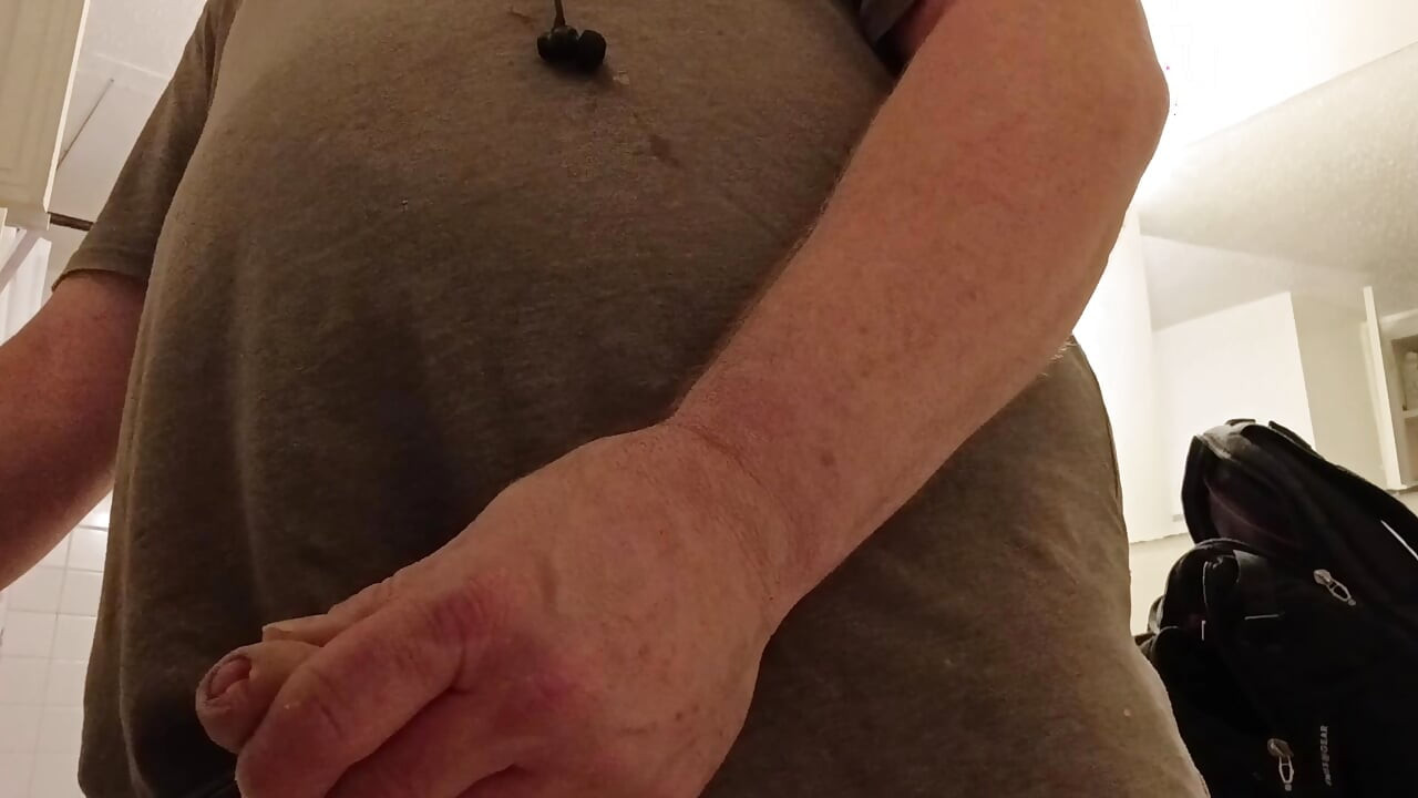Cumming uncut