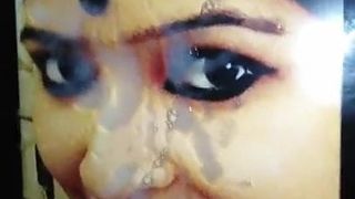 Une fille desi bhabhi sexy éjacule brutalement dans un cumm