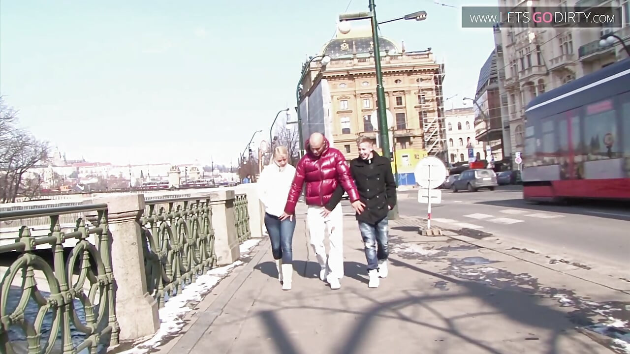 Blonde girl moans in pleasure as two dicks thrust her wet cunt