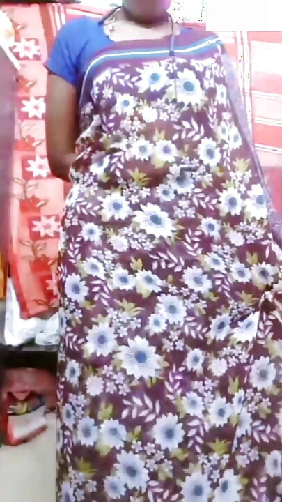 Desi Indian Tamil Wife Renu Nude Live Call Sugar Stepdaddy Boobs Slap Pussy Finger Ass Fuck Hot Voice!