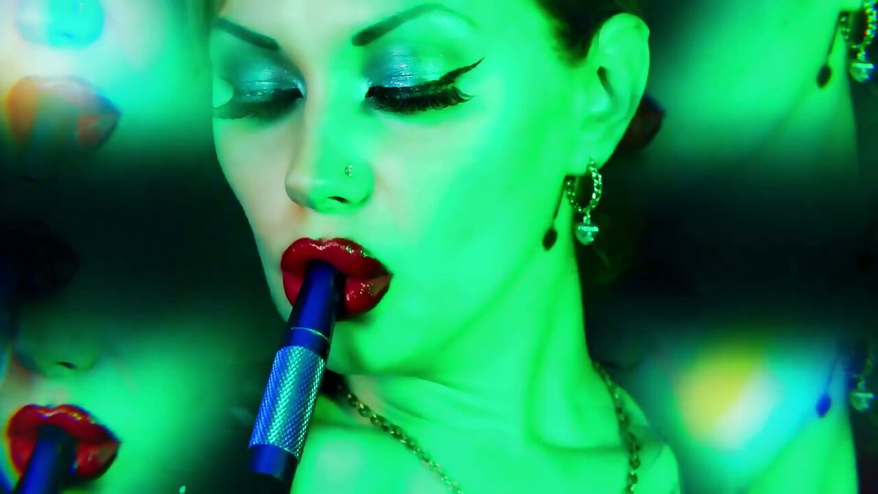 Mesmerizing wallet draining! My lips own you and your wallet!