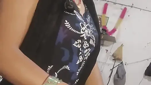 Hintli kız arkadaşla mastürbasyon