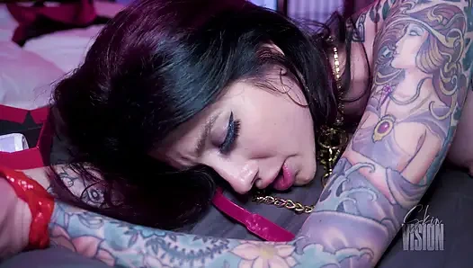 Entot aku, nyonya - kasara wood & luna luxxx