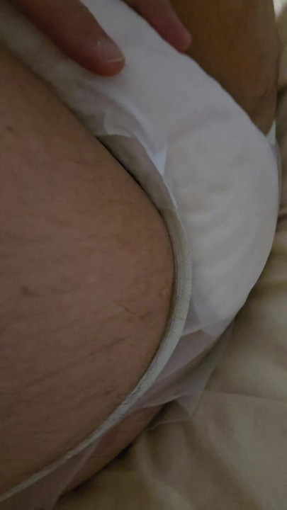 Podstavljena u prozirne gaćice