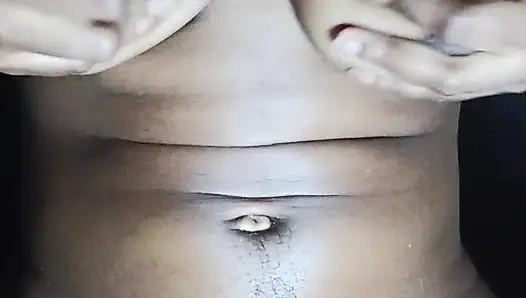 Seksi kız göğüsleri