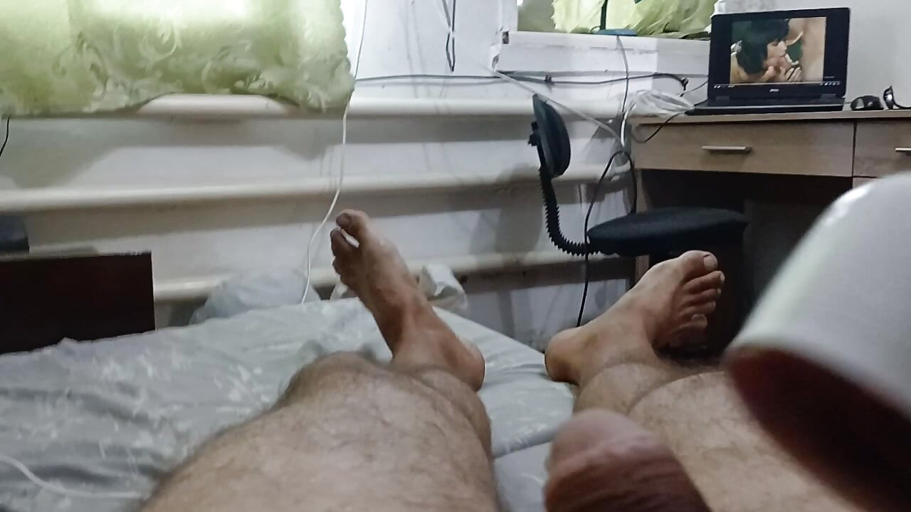 Penis wants to play!