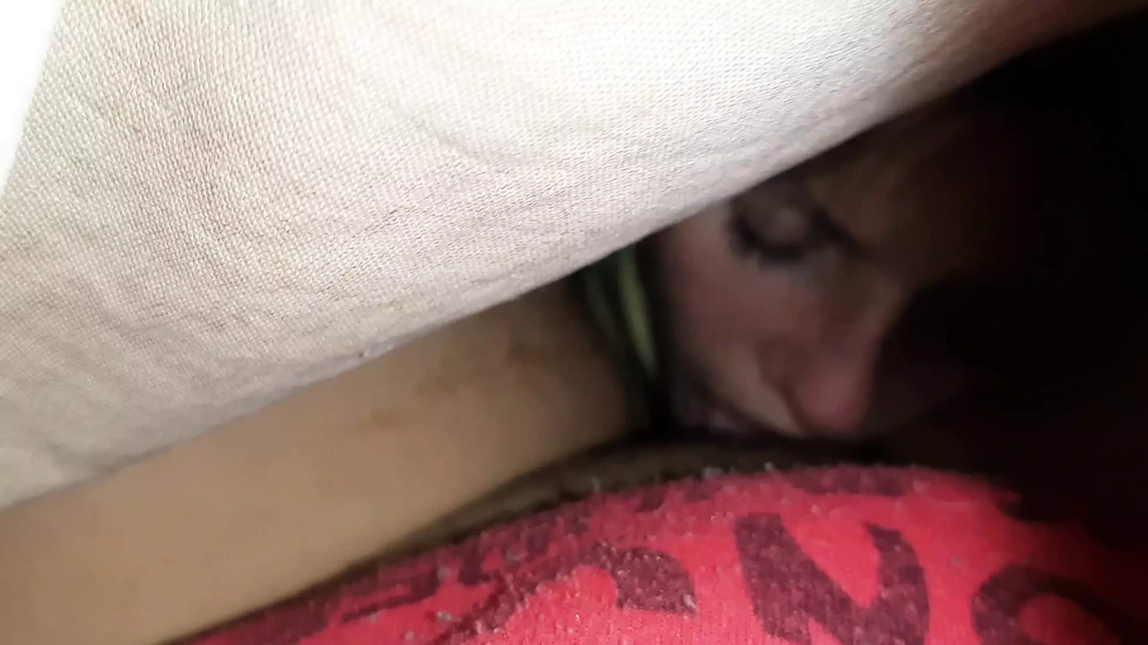 My girlfriend woke me up with cunnilingus in a tent on Halloween night – Lesbian-candys