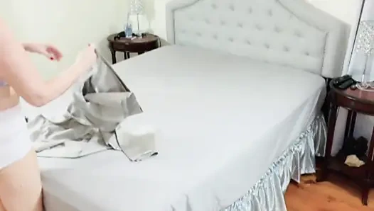 Asmr - yatak değiştirme elaina st james