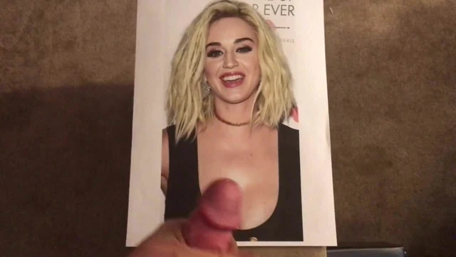 Katy Perry cum tribute