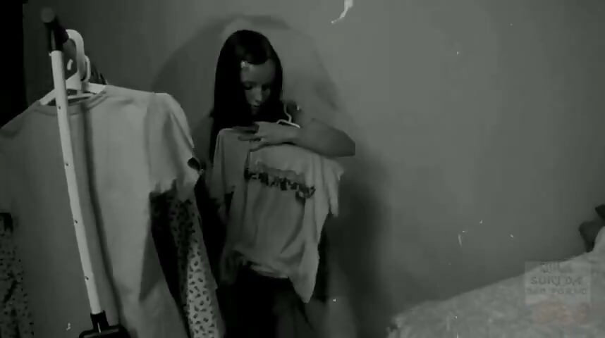 Clássico Creampie de Orgasmos da Linda Adolescente Lisa com o Namorado