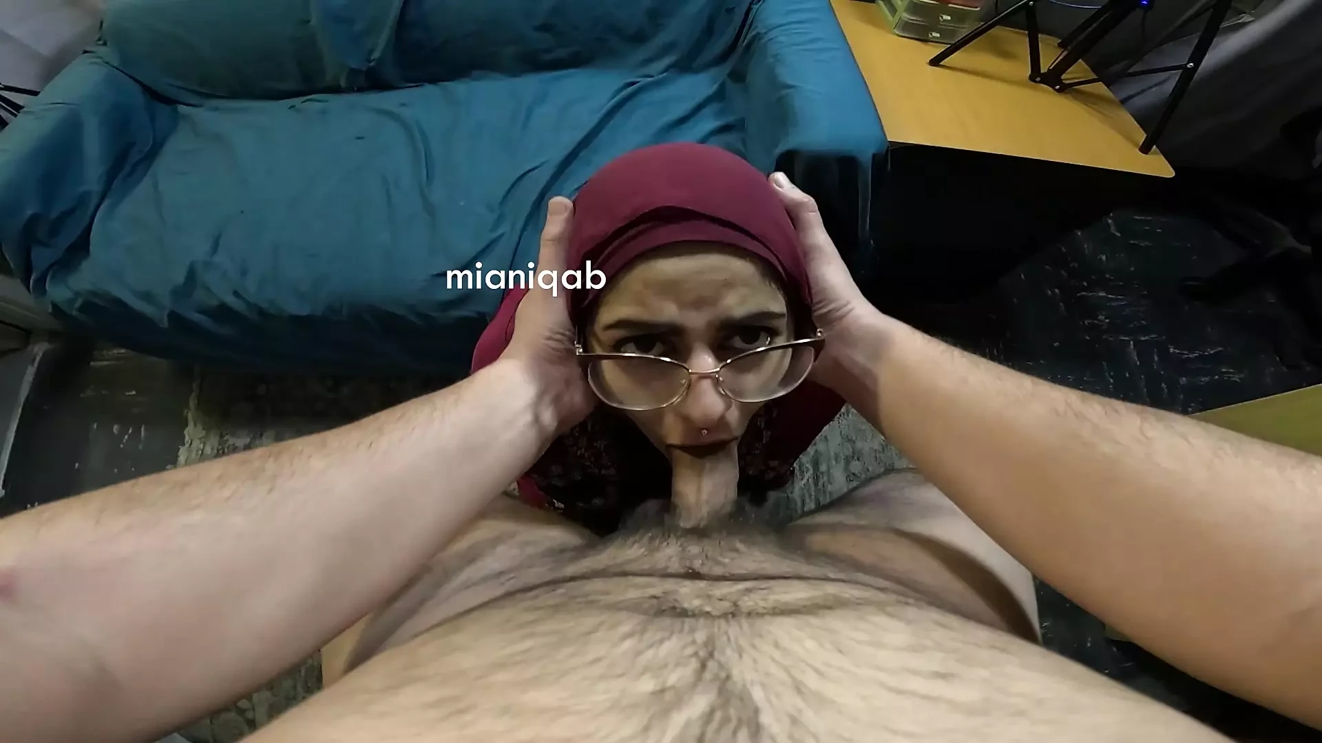 Mia niqab lnd chusaee snkalan 1