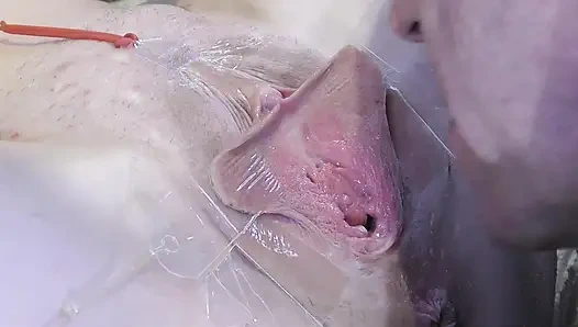 3 Облизывание киски, распространённое далеко от очень близкого