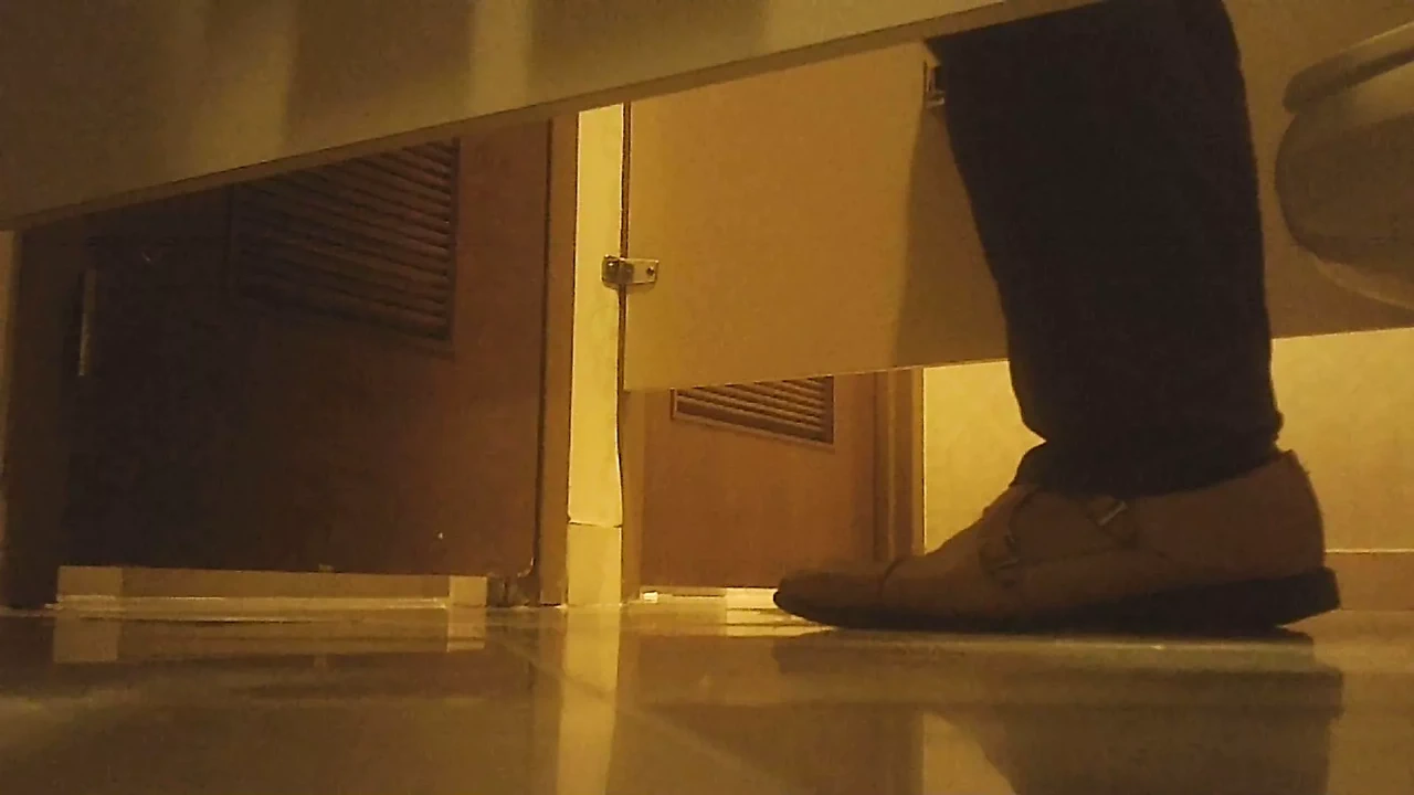 Understall Handjob 3 (Cum)