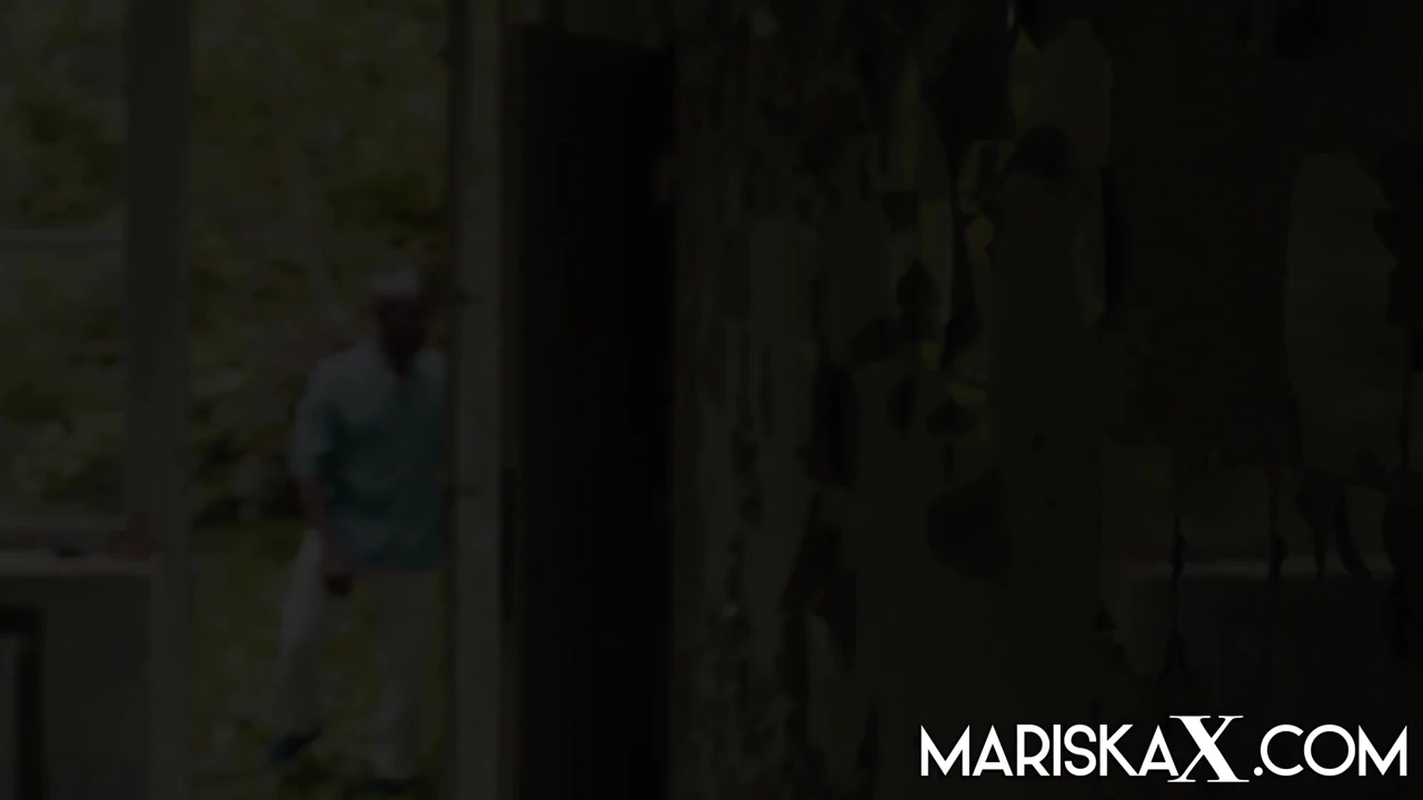 Mariskax mariska kocası tarafından bir bbc'ye teklif edildi