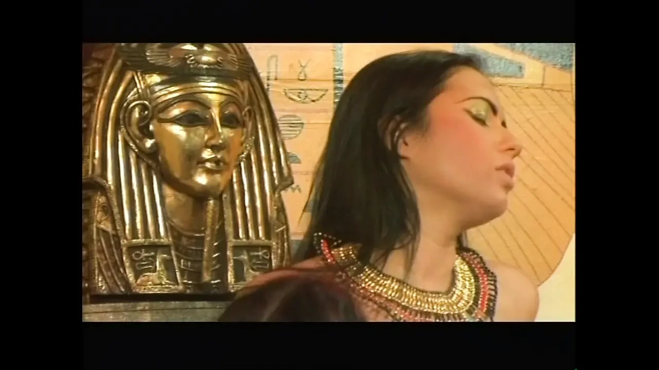 Anastasia Mayo,carmen Vera - cameltoe,doggy style