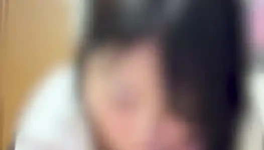 Cincin kawin off, seks intens yang dalam di belakang punggungnya. Mengkhianati suaminya, klimaks keras! Video rekaman seks paling hot yang akan anda lakuin