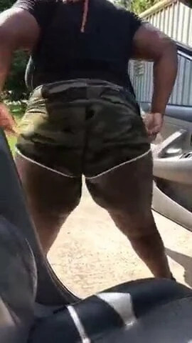 Love to twerk