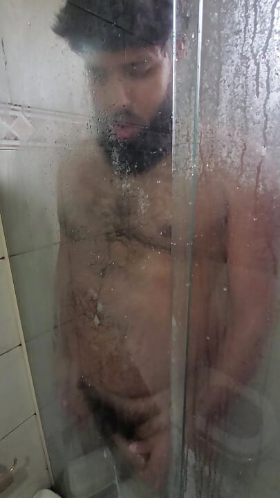 luksmen1 gainer Cum on the shower screen, belly, jerk, mirror, cum in glass